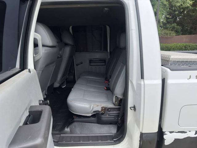 Photo of 2011 Oxford White Ford F-250