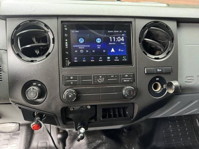 Photo of 2011 Oxford White Ford F-250