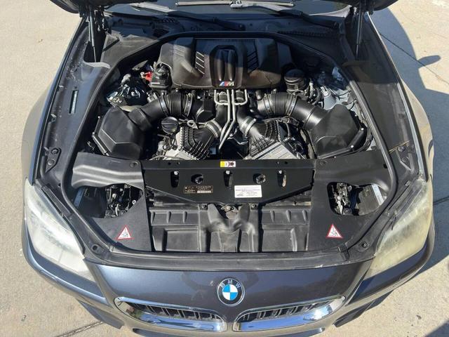 Photo of 2013 Gray BMW M6