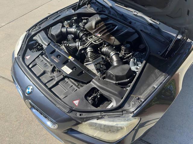Photo of 2013 Gray BMW M6