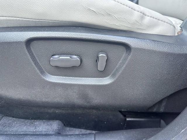 Photo of 2012 Crystal Red Tintcoat Chevrolet Captiva Sport