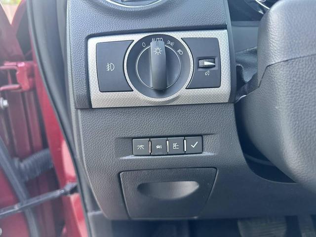 Photo of 2012 Crystal Red Tintcoat Chevrolet Captiva Sport