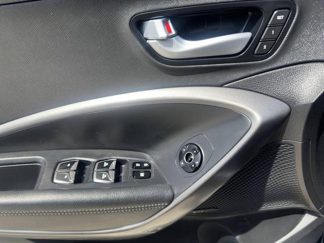 Photo of 2017 Twilight Black Hyundai Santa Fe Sport