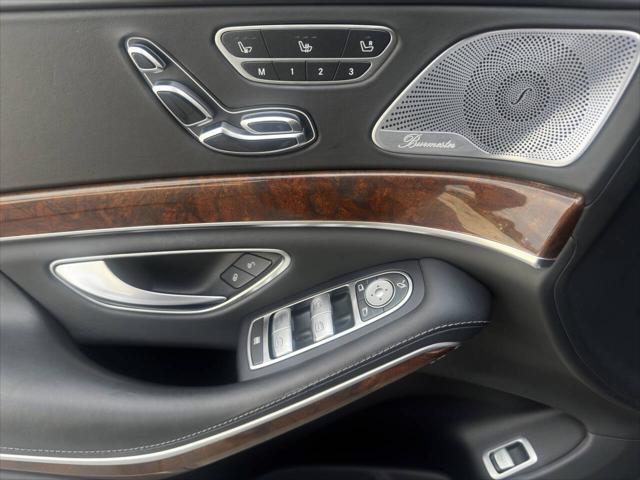 Photo of 2015 Black Mercedes-Benz S-Class