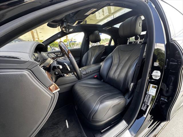 Photo of 2015 Black Mercedes-Benz S-Class