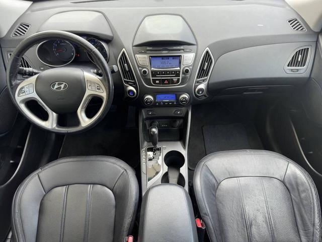 Photo of 2013 Blue Hyundai TUCSON