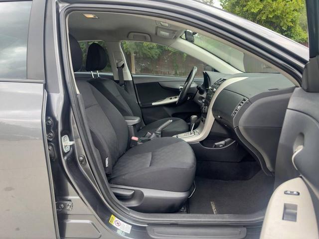 Photo of 2010 Magnetic Gray Metallic Toyota Corolla