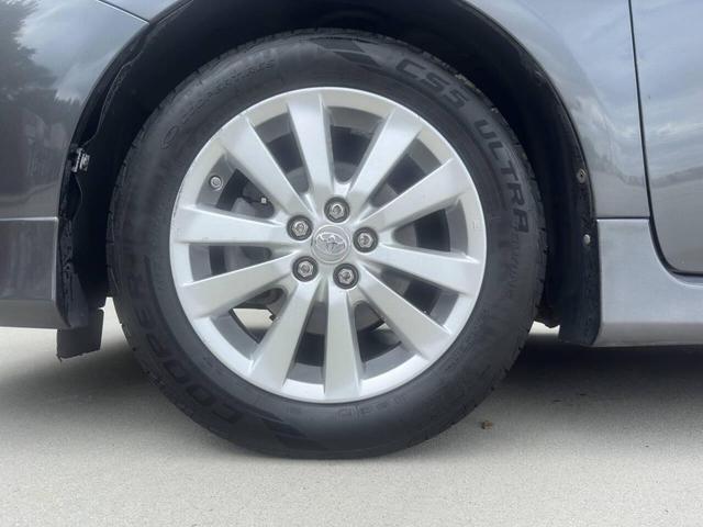 Photo of 2010 Magnetic Gray Metallic Toyota Corolla