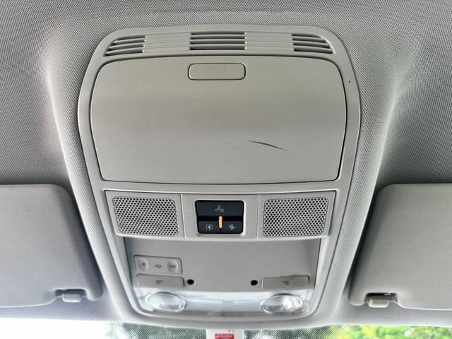 Photo of 2010 Platinum Gray Metallic Volkswagen Jetta