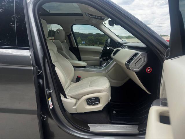 Photo of 2014 Silver Land Rover Range Rover Sport