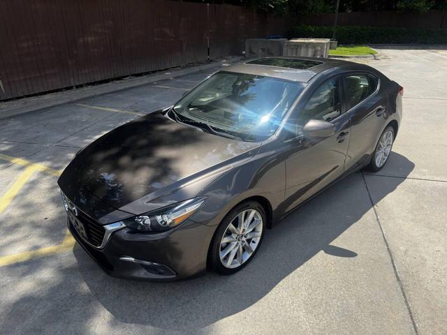 Photo of 2017 Titanium Flash Mica Mazda Mazda3
