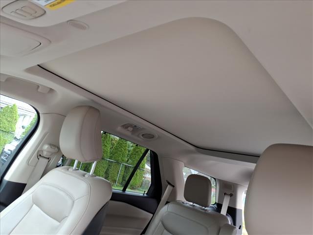 Photo of 2020 Rapid Red Metallic Tinted Clearcoat Ford Explorer