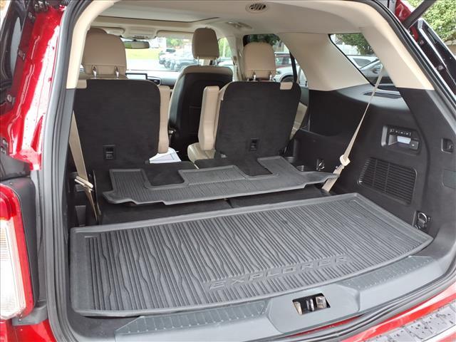 Photo of 2020 Rapid Red Metallic Tinted Clearcoat Ford Explorer