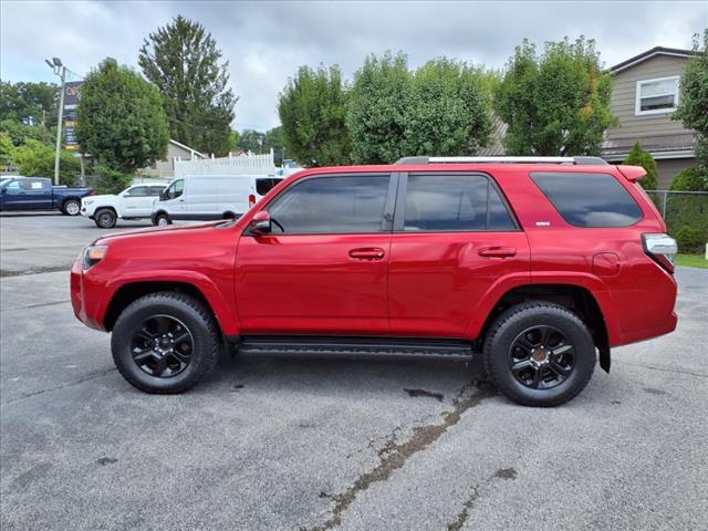 Photo of 2021 Barcelona Red Metallic 3r3 Toyota 4Runner
