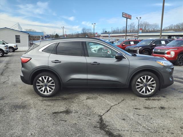 Photo of 2022 Carbonized Gray M7 Ford Escape