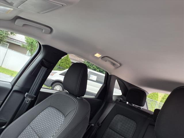 Photo of 2024 Gray Metallic Ford Escape