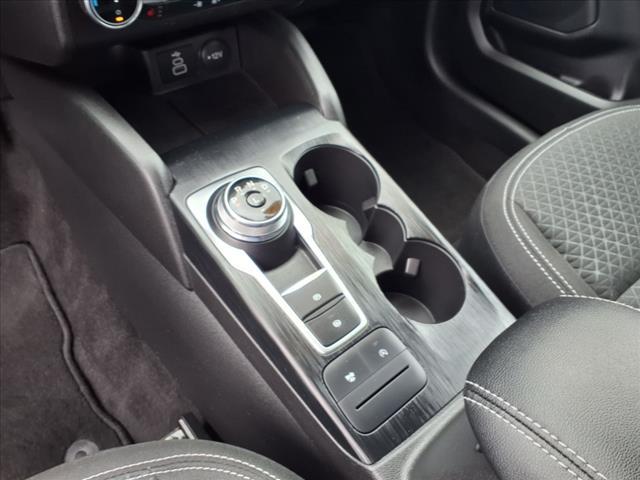 Photo of 2024 Gray Metallic Ford Escape