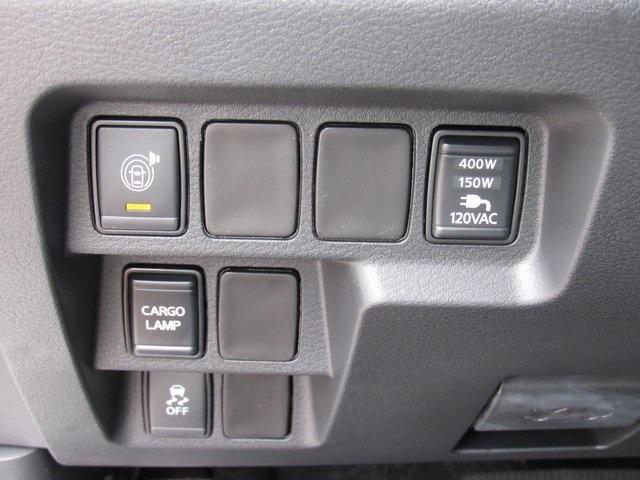 Photo of 2025 Glacier White Nissan Frontier