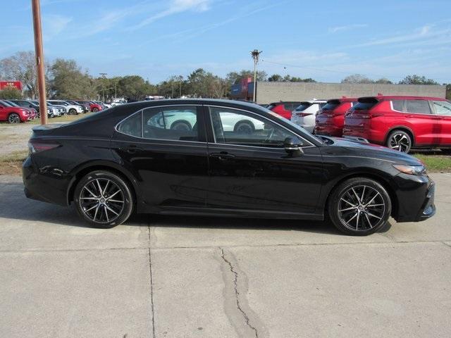 Photo of 2022 Black Toyota Camry