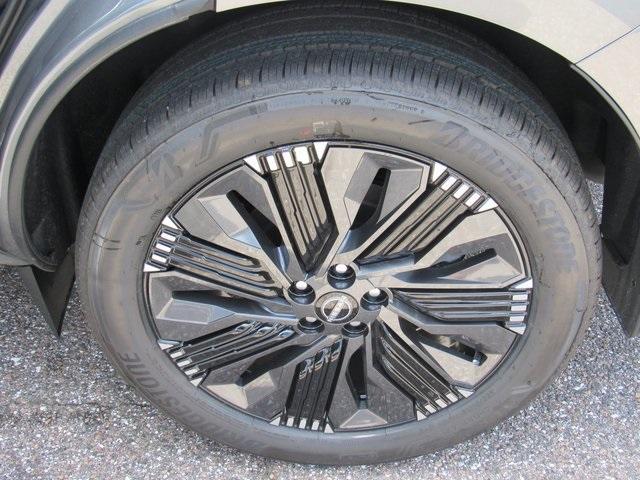Photo of 2025 Gun Metallic Nissan Murano