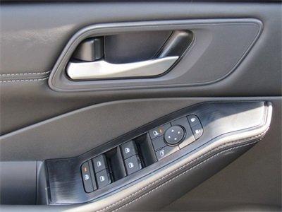 Photo of 2025 Gun Metallic Nissan Rogue