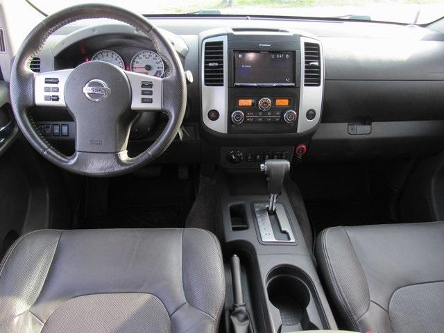 Photo of 2014 Graphite Blue Nissan Frontier
