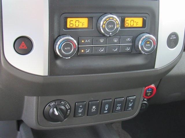 Photo of 2014 Graphite Blue Nissan Frontier