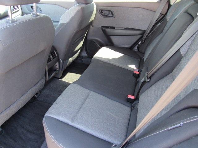 Photo of 2022 Black Nissan Rogue