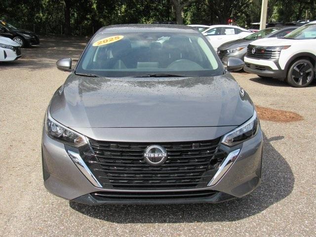 Photo of 2025 Gun Metallic Nissan Sentra