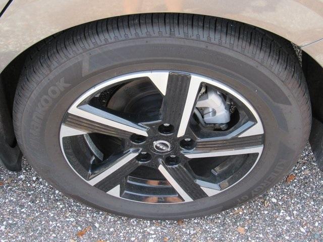 Photo of 2025 Gun Metallic Nissan Sentra