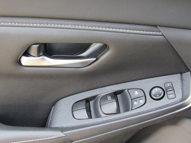 Photo of 2025 Gun Metallic Nissan Sentra