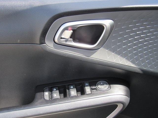 Photo of 2023 Gravity Gray Kia Soul