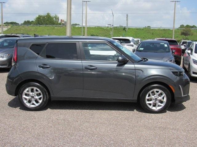 Photo of 2023 Gravity Gray Kia Soul