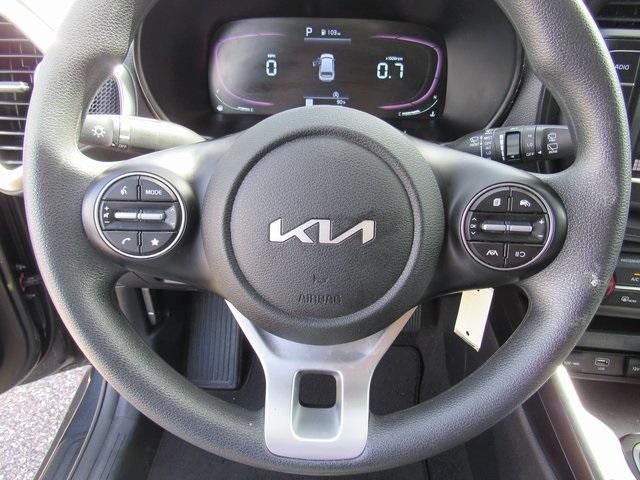 Photo of 2023 Gravity Gray Kia Soul