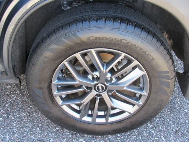 Photo of 2023 Gun Metallic Nissan Rogue