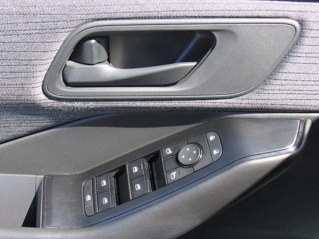 Photo of 2023 Gun Metallic Nissan Rogue