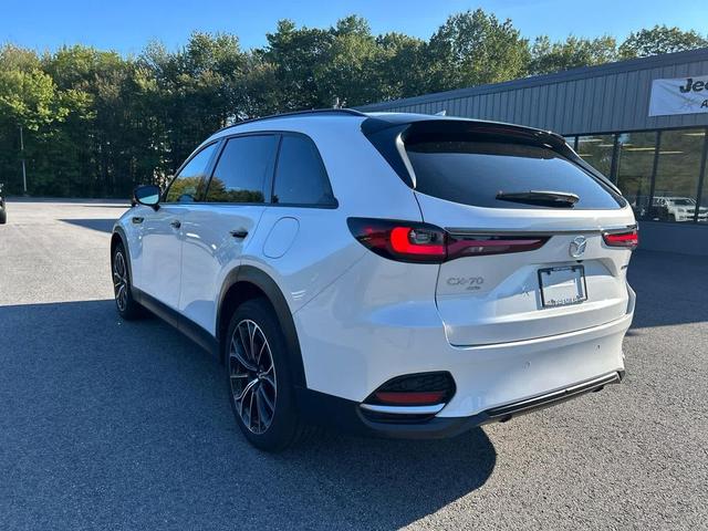 Photo of 2025 Rhodium White Premium Mazda CX-70 PHEV