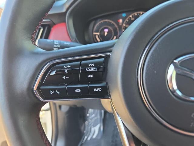 Photo of 2025 Rhodium White Premium Mazda CX-70 PHEV