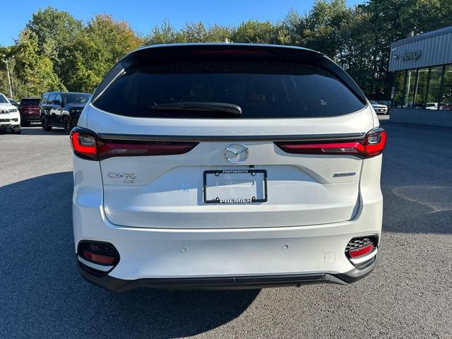 Photo of 2025 Rhodium White Premium Mazda CX-70 PHEV