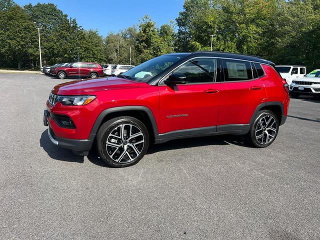 Photo of 2025 Red Hot Pearlcoat Jeep Compass