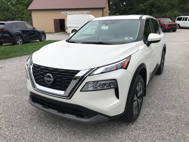 Photo of 2023 White Nissan Rogue