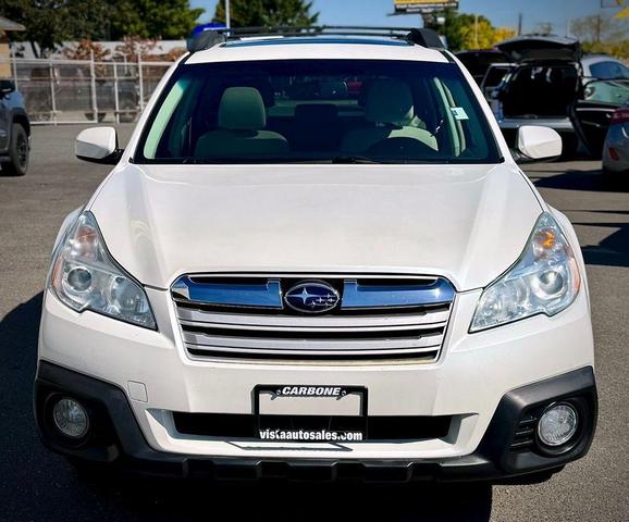 Photo of 2014 Satin White Pearl Subaru Outback