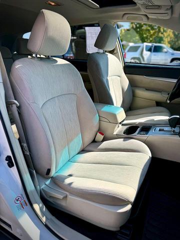 Photo of 2014 Satin White Pearl Subaru Outback