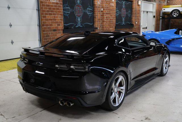 Photo of 2023 Black Chevrolet Camaro
