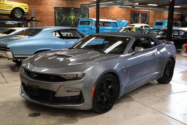 Photo of 2020 Shadow Gray Metallic Chevrolet Camaro