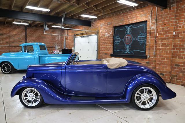 Photo of 1935 Medium Blue Metallic Ford Roadster