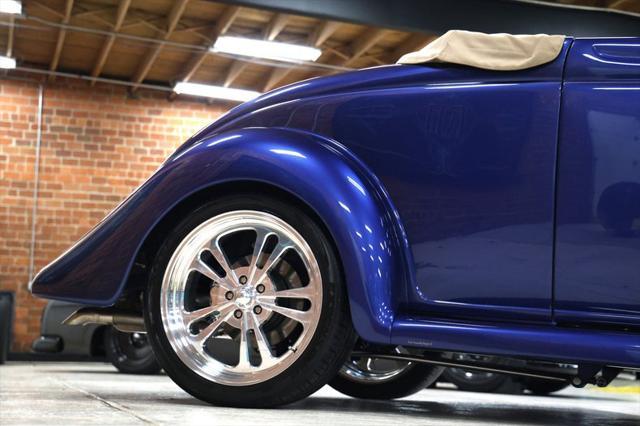 Photo of 1935 Medium Blue Metallic Ford Roadster