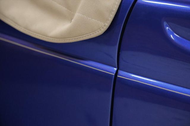 Photo of 1935 Medium Blue Metallic Ford Roadster