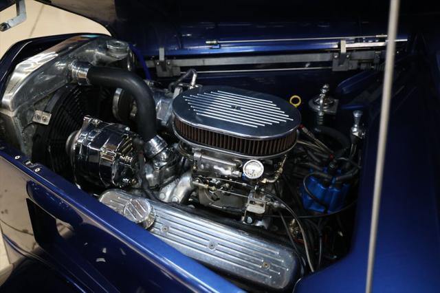 Photo of 1935 Medium Blue Metallic Ford Roadster