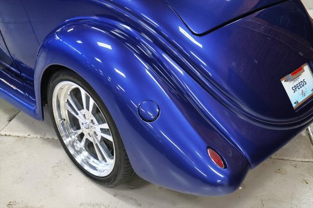 Photo of 1935 Medium Blue Metallic Ford Roadster